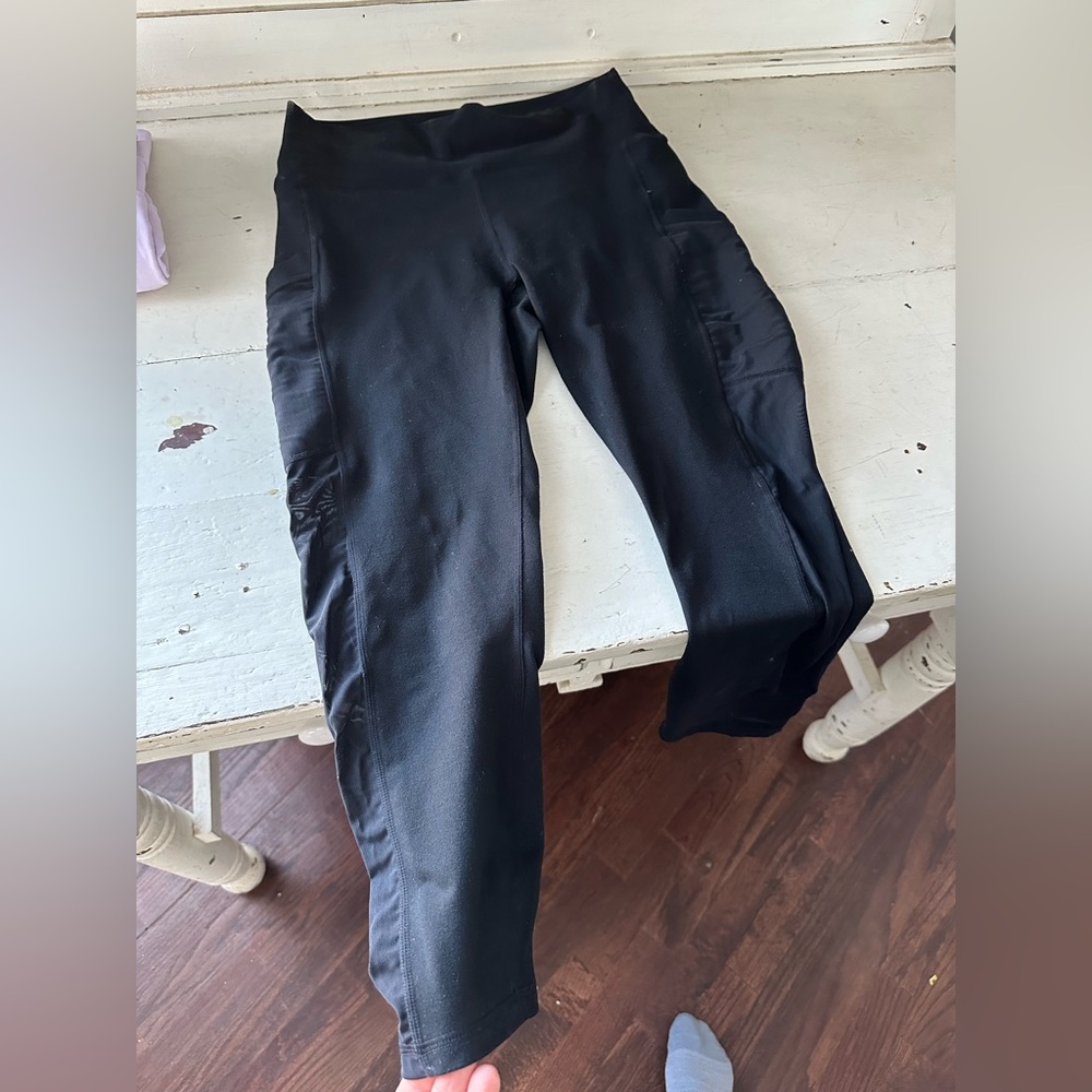 On the Go PowerHold HW Capri Leggings